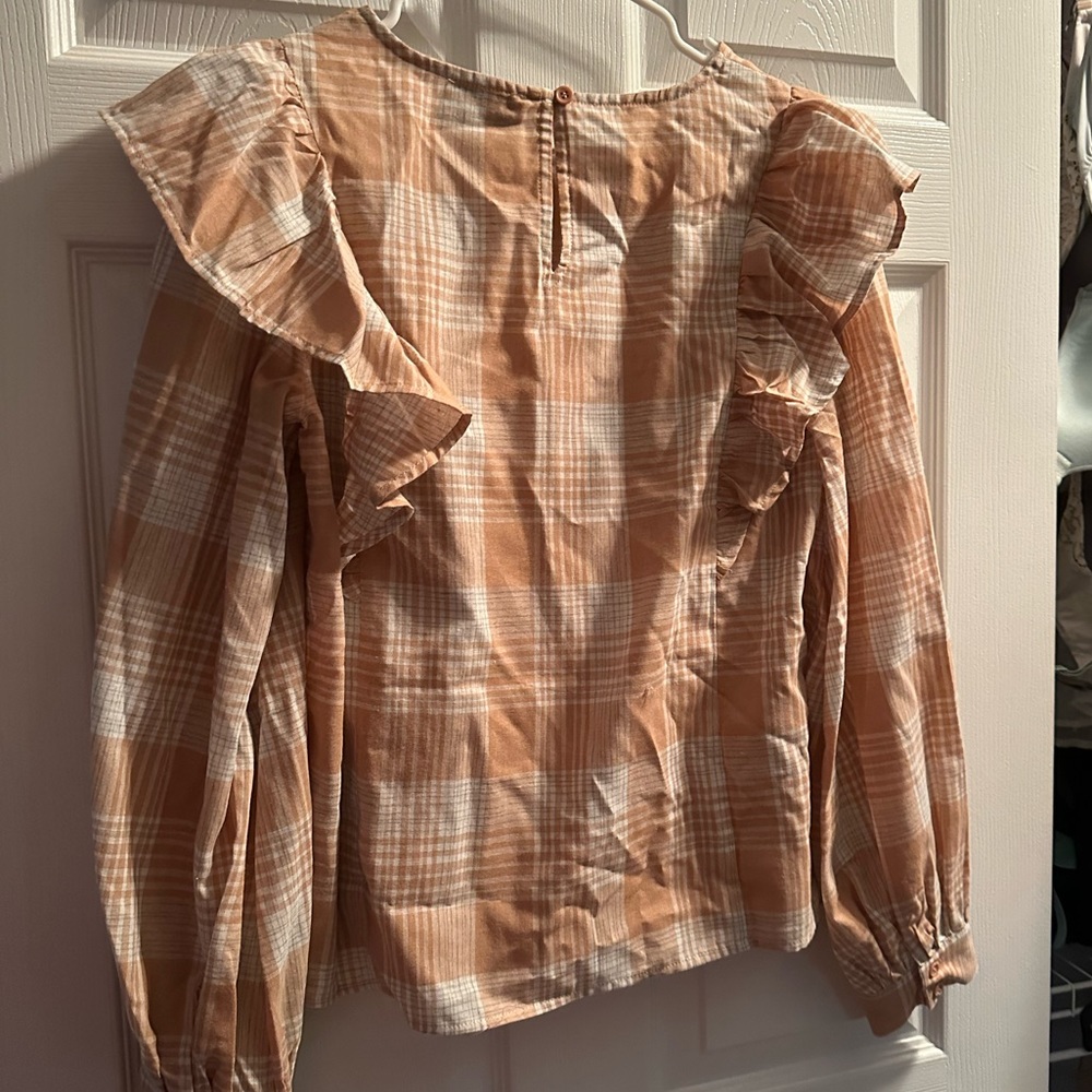 Peachy Plaid Ruffle Top - Picture 3 of 3